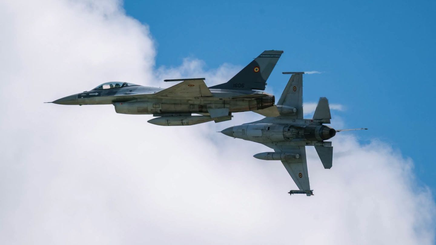 A doua dronă dobor&acirc;tă de militarii rom&acirc;ni &icirc;n mai puțin de 24 de ore. Un avion F-16 a intervenit l&acirc;ngă Sf&acirc;ntu Gheorghe