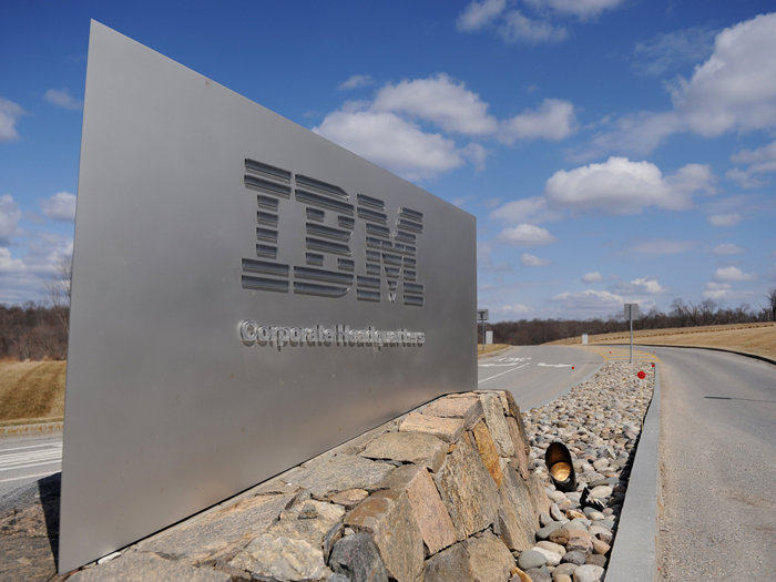 A ratat IBM revoluţia AI? Gigantul din tehnologie &icirc;ncepe ziua bursieră din SUA cu o scădere de peste 20% a acţiunilor
