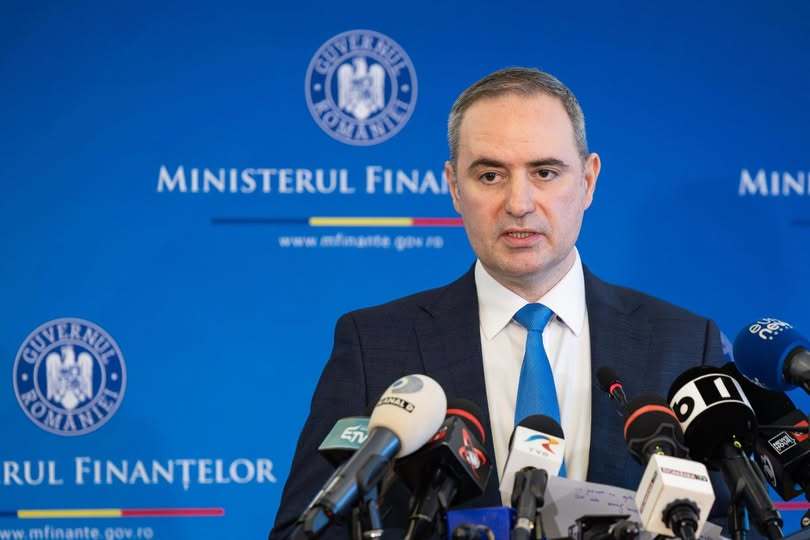 Alexandru Nazare, ministrul Finanţelor, după discuţiile cu oficialii Fitch Ratings: Menţinerea ratingului de ţară este obligatorie pentru stabilitatea financiară a Rom&acirc;niei &icirc;n această perioadă, pentru că influenţează &icirc;ncrederea investitorilor şi costurile