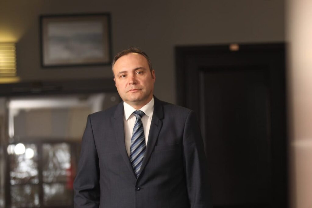 Analiză Asociația Energia Inteligentă: Rom&acirc;nia se află &icirc;n fața unei crize energetice pe care &icirc;ncă o tratează administrativ, prin declarații liniștitoare
