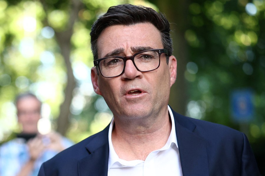Andy Burnham &icirc;l asigură pe Zelenski de sprijinul Marii Britanii: &bdquo;Poți conta pe noi at&acirc;t timp c&acirc;t va fi nevoie&rdquo;