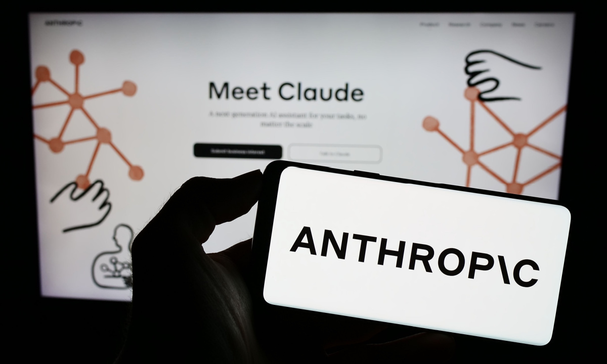 Anthropic a lansat modelul AI Opus 5, care oferă performanţe apropiate de Fable 5 la jumătate din cost