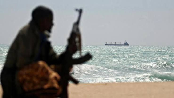 Arabia Saudită loveşte ţinte ale grupării Houthi &icirc;n Yemen, după ce o navă a sa a fost atacată &icirc;n Marea Roşie. Reuters: Iranul a trimis consilieri şi echipamente militare către aliaţii lor din Yemen