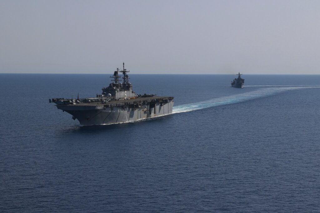 Armata americană a tras asupra unui petrolier care &icirc;ncerca să evite blocada sa asupra porturilor iraniene
