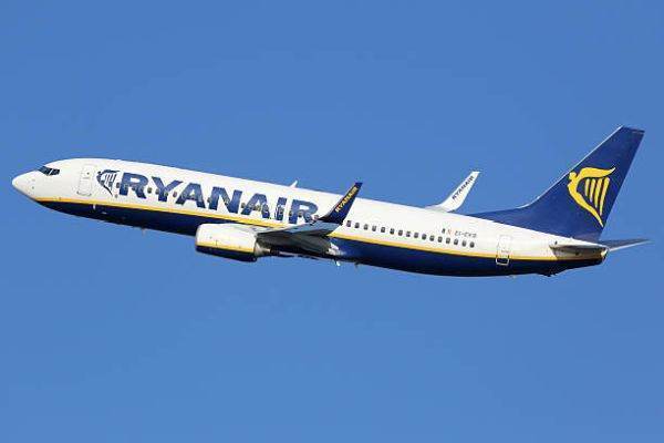 BBC: Profiturile Ryanair scad pe fondul conflictului din Iran