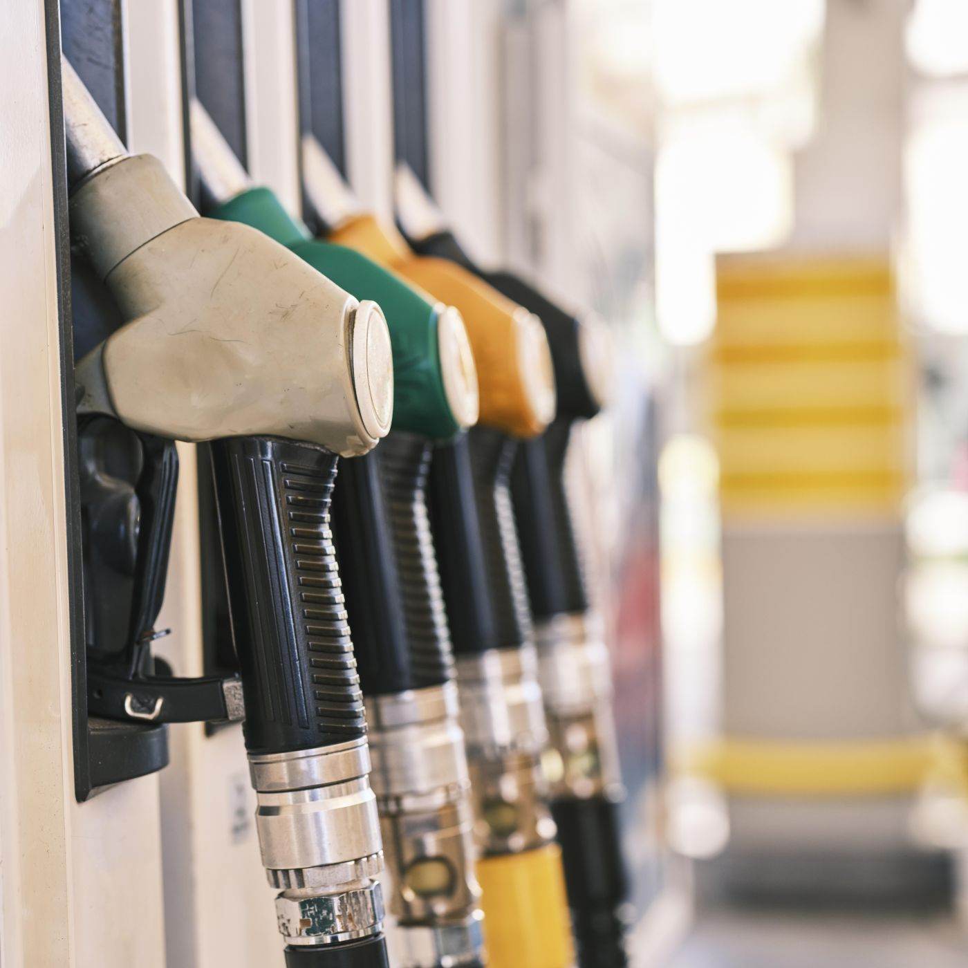 Bogdan Ivan: Scăderea accizei la carburanţi a trecut de comisii