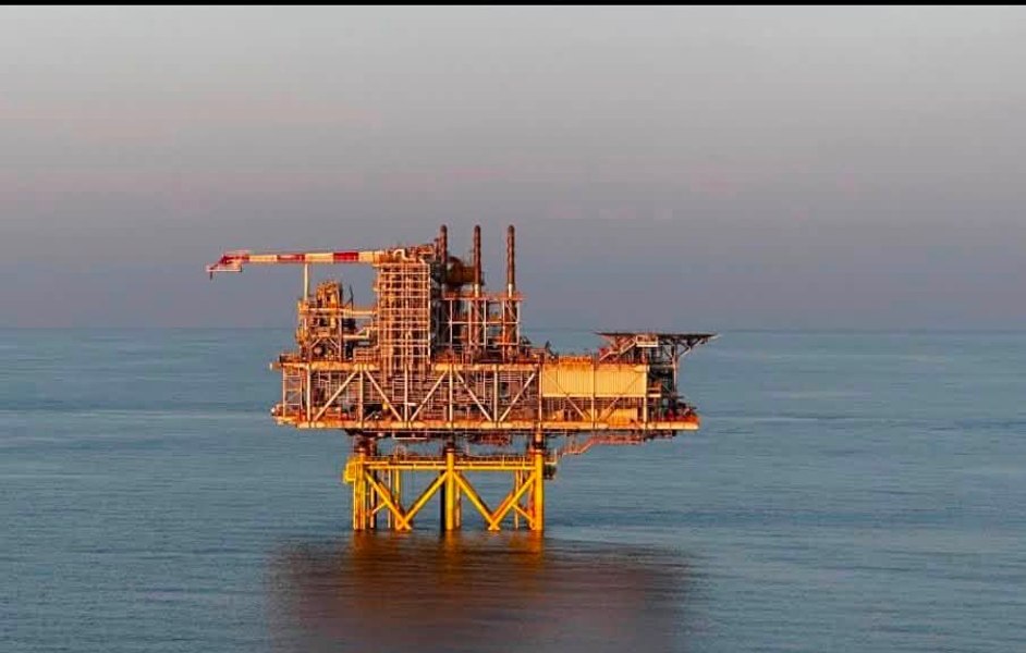 Bolojan, după instalarea platformei &bdquo;Neptun Alpha&rdquo;: Rom&acirc;nia devine cel mai mare producător de gaze din UE