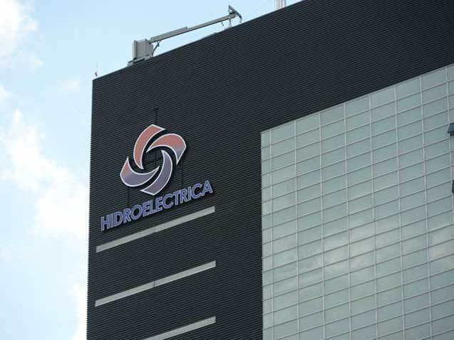 Bursă. Statul, mai activ la Hidroelectrica dec&acirc;t fondurile de pensii Pilon II. Ministerul Energiei condus de premierul interimar Ilie Bolojan cere &icirc;n AGA ţinte ferme de investiţii. Pilonul II votează cuminte prin corespondenţă