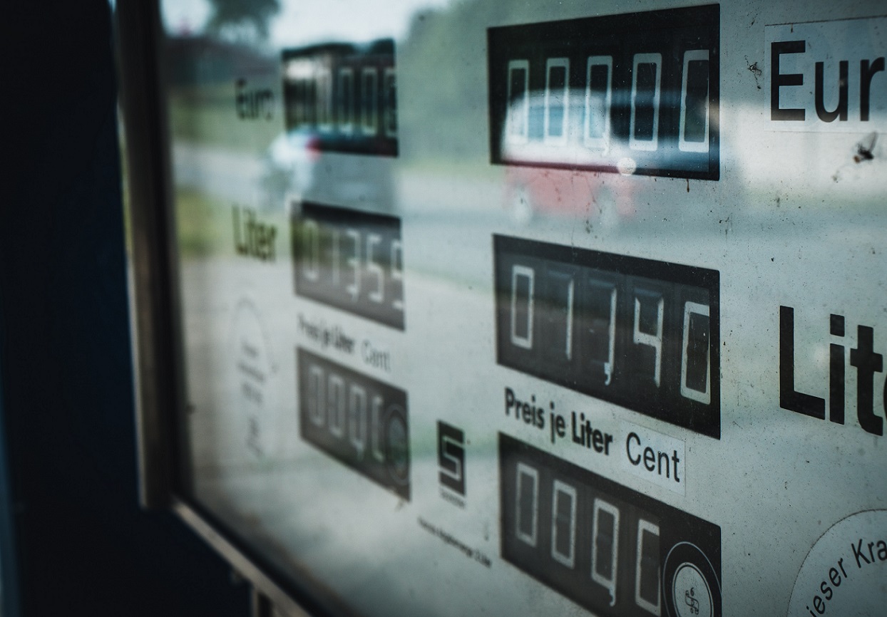 C&acirc;nd va atinge motorina din nou 10 lei pe litru