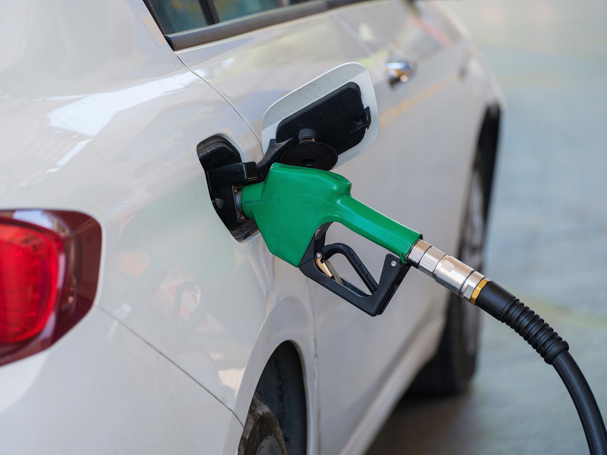 C&acirc;t petrol are Rom&acirc;nia &icirc;n mod real și c&acirc;t ar rezista fără țițeiul kazah?