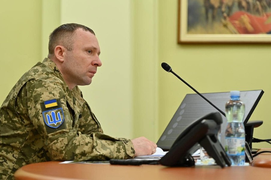 Ce se poate &icirc;nt&acirc;mpla pe front după schimbarea șefului armatei ucraineane. &bdquo;Sunt momente extrem de vulnerabile&rdquo;