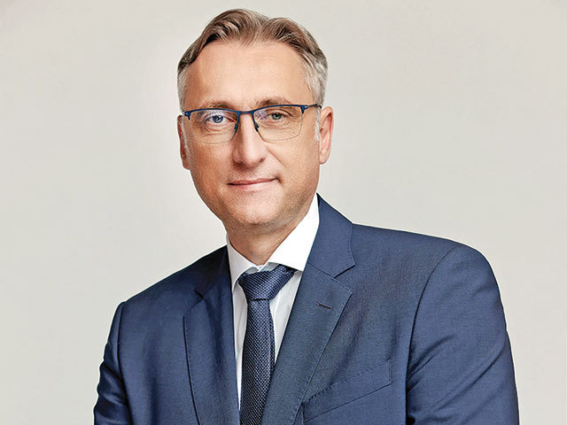 Ce spune Călin Matei, şeful Groupama, liderul pieţei asigurărilor care va trece de 1 mld. euro venituri &icirc;n premieră &icirc;n 2026: Rom&acirc;nia are cel mai mare potenţial de dezvoltare &icirc;n asigurări din Europa