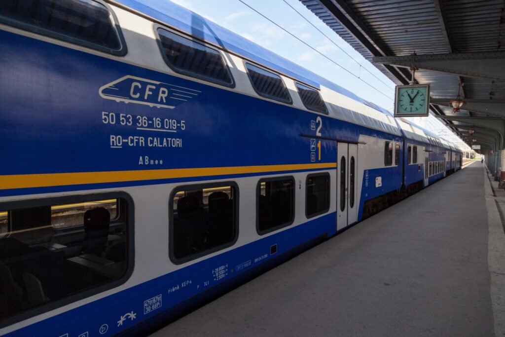 CFR SA a semnat contracte de 957 de milioane de lei pentru modernizarea semnalizării feroviare din regionalele Cluj şi Timişoara