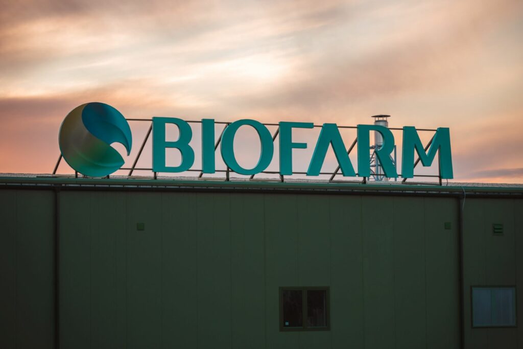 CMS a asistat compania poloneză Polpharma &icirc;n preluarea companiei rom&acirc;nești Biofarm, tranzacție de 270 milioane de euro