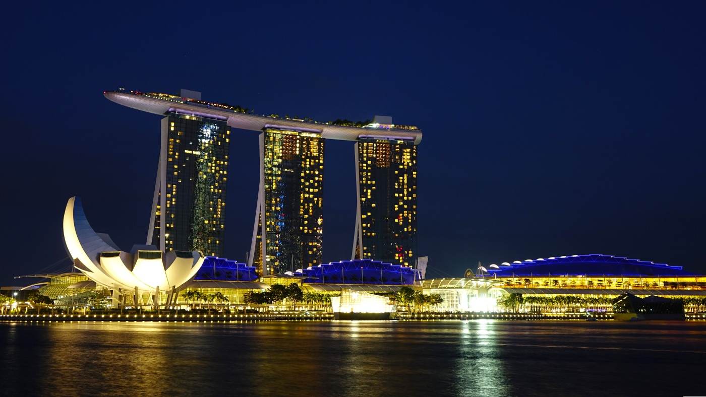 CNBC: Singapore a înăsprit politica monetară în mod neaşteptat pe fondul riscurilor inflaţioniste