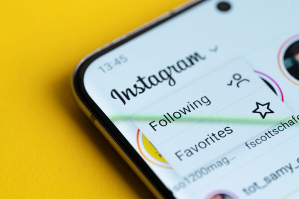 Comisia Europeană constată, cu titlu preliminar, că modul &icirc;n care Instagram și Facebook creează dependență &icirc;ncalcă regulamentul privind serviciile digitale