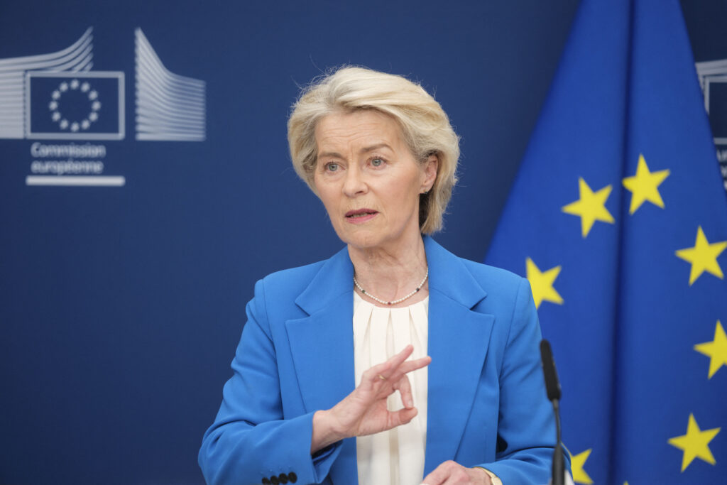Comisia Europeană deschide o &bdquo;anchetă aprofundată&rdquo; pe hotăr&acirc;rea prin care Rom&acirc;nia este obligată să plătească despăgubiri de peste 42 de milioane de euro către 10 investitori &icirc;n energie. Ce firme sunt vizate