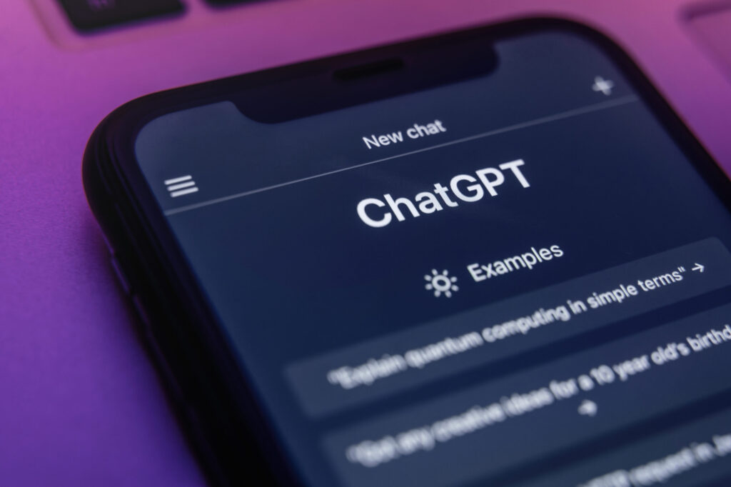 Companiile &icirc;ncep să reducă utilizarea ChatGPT și Claude din cauza costurilor ridicate