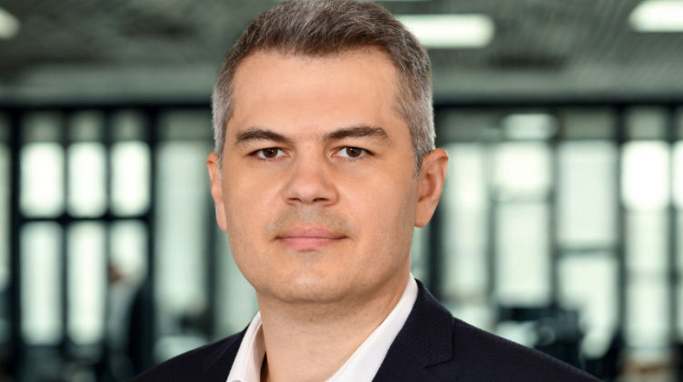 Dob&acirc;nzile mai mari din SUA nu &icirc;nseamnă automat scăderi pe bursă. Ce trebuie să urmărească investitorii rom&acirc;ni care investesc pe Wall Street &ndash; Analiză Investimental