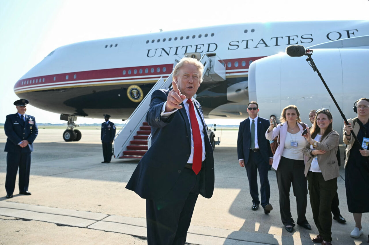 Donald Trump a schimbat avionul prezidențial din motive de securitate la plecarea din Turcia / Liderul american se teme de amenințările Iranului: &bdquo;Sunt numărul 1 pe listă&rdquo;