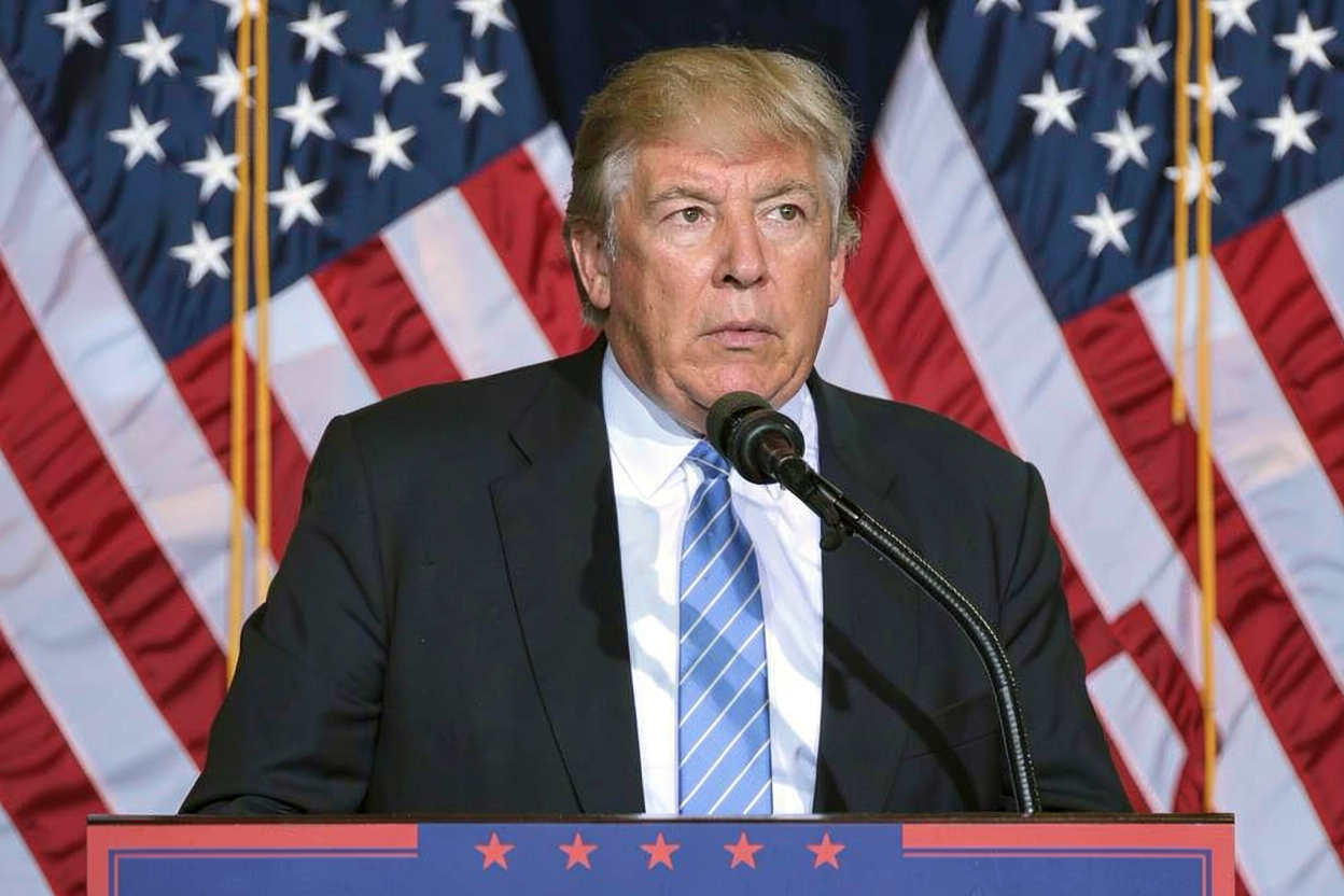Donald Trump anunță blocada porturilor iraniene și o taxă de 20% pe tranzit