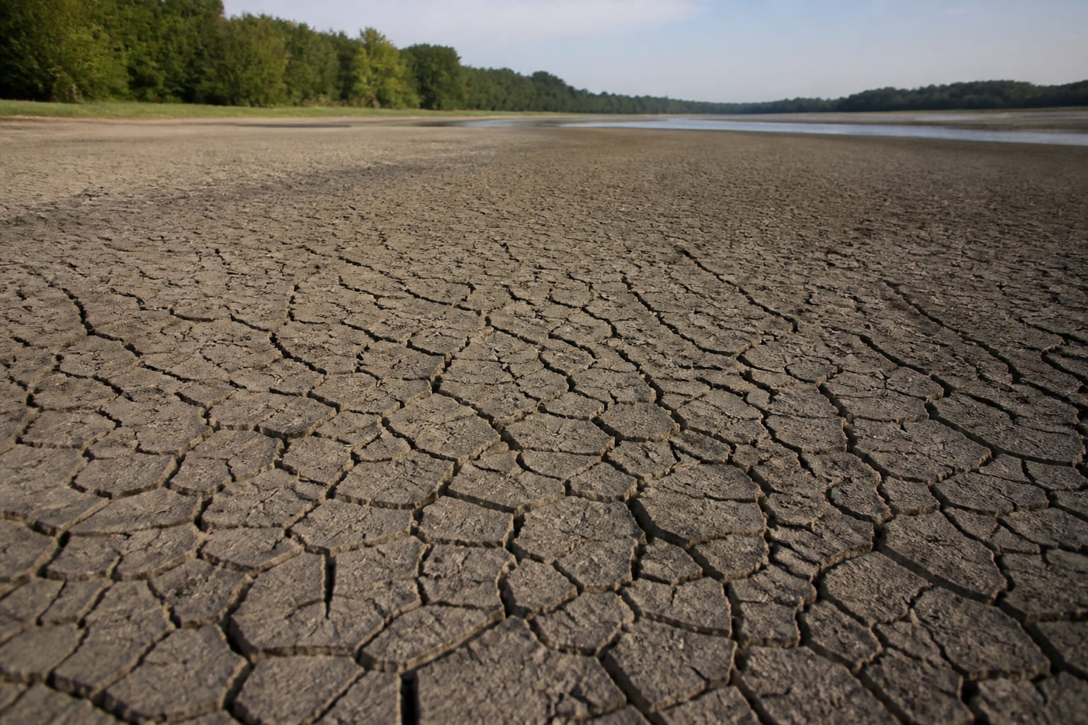 Dunărea a cobor&acirc;t la -108 centimetri &icirc;n Croația, un record