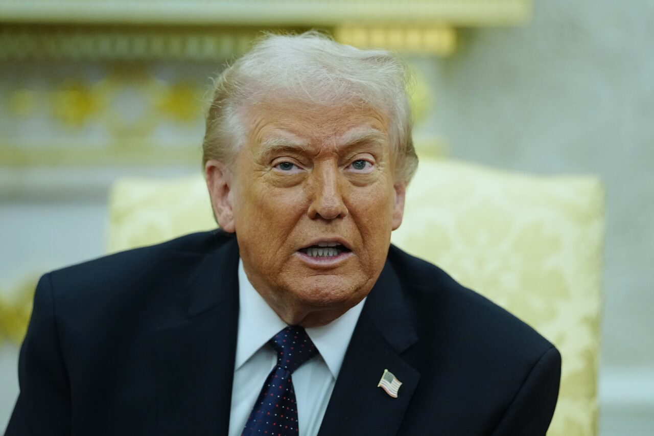 După 13 zile de bombardamente, SUA au oprit operațiunile militare &icirc;n Iran la recomandarea unui comandant american