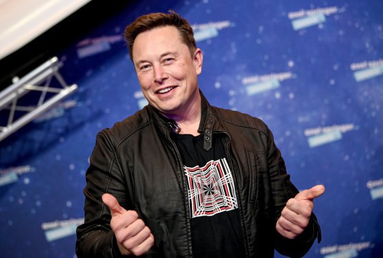 După euforia listării, SpaceX fr&acirc;nează: acţiunile pierd 5%, iar piaţa &icirc;ncepe să testeze c&acirc;t valorează imperiul lui Musk