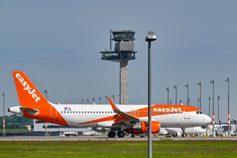 easyJet, &icirc;n centrul unui război al ofertelor: gigantul american Apollo depășește rivalul cu o sumă uriașă