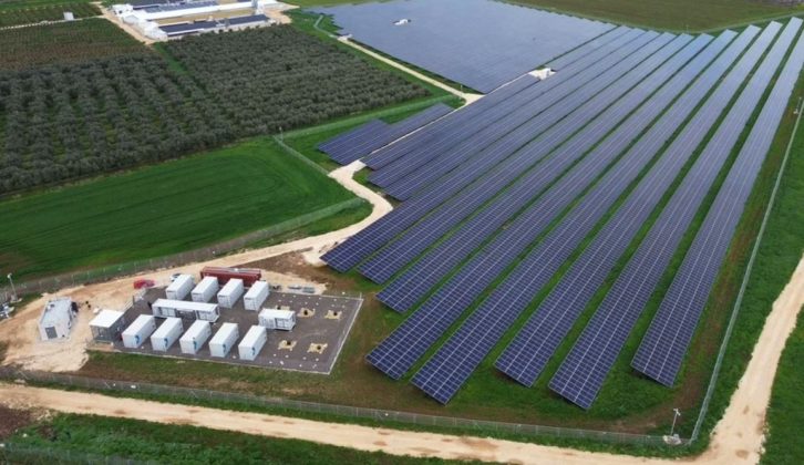 Electrica pune o baterie de 22 MWh cu bani europeni. Este al treilea proiect cu finanțare din Fondul de Modernizare