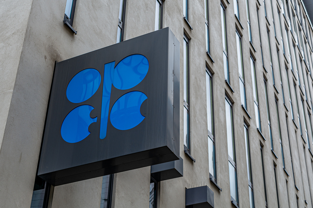 Emiratele Arabe Unite ating un record istoric al producției de petrol după ieșirea din OPEC