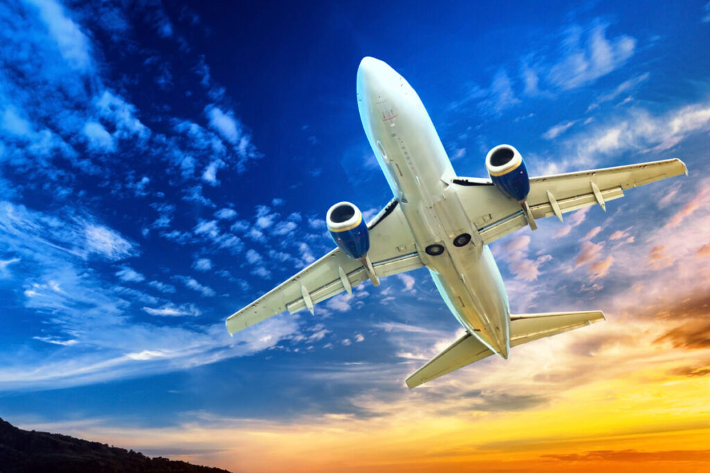 Europa, dependentă de importuri pentru aviație: rezervele de combustibil acoperă mai puțin de 30 de zile
