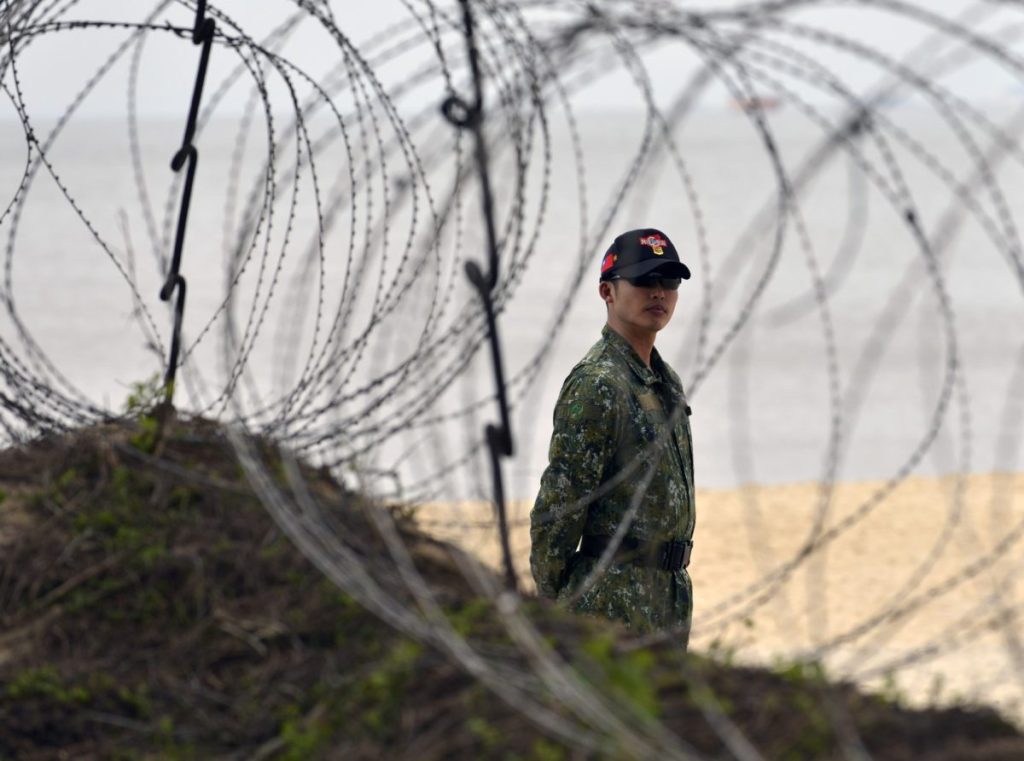 Exerciții militare de amploare: Taiwanul testează mutarea producției de armament &icirc;n cazul unei invazii chineze
