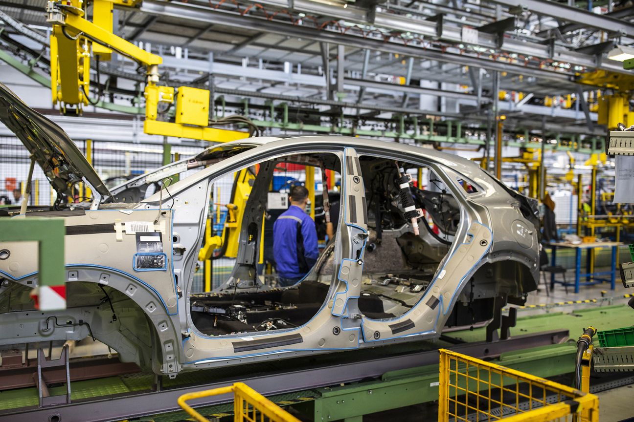 Geely va produce mașini &icirc;n UE, după ce a preluat o parte din uzina Ford din Valencia