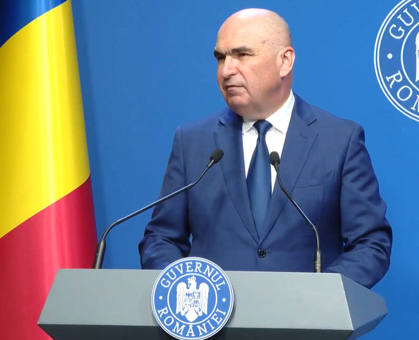 Ilie Bolojan am&acirc;nă legea salarizării, penalizează spitalele risipitoare şi mută transportul de carburanţi noaptea