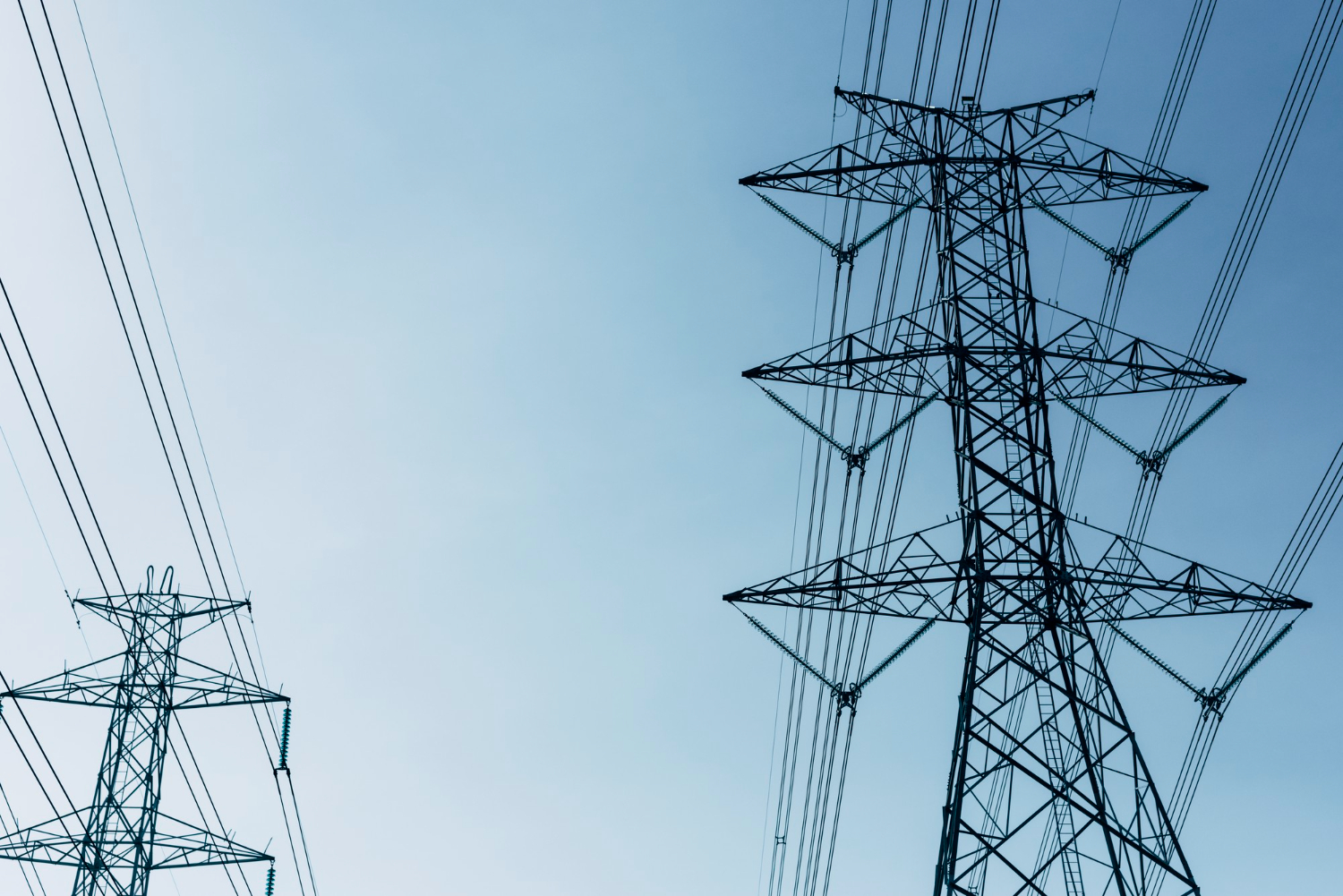 Ilie Bolojan le cere rom&acirc;nilor să reducă consumul de energie seara. Oprirea Reactoarelor 1 și 2 pune presiune pe sistem
