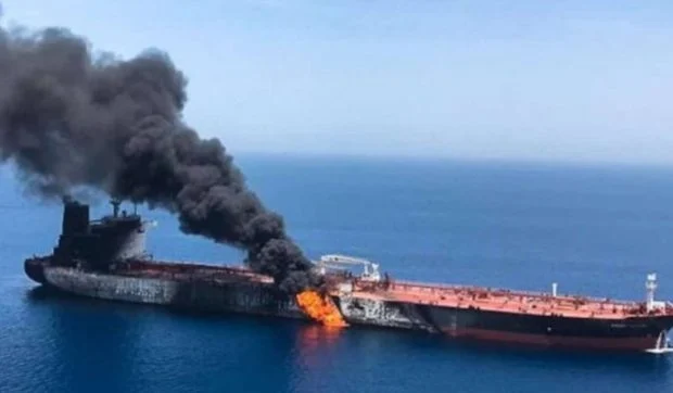 Înmormântarea lui Ali Khamenei a fost amânată. Traficul din Ormuz e blocat din nou, după ce războiul din Iran a reizbucnit