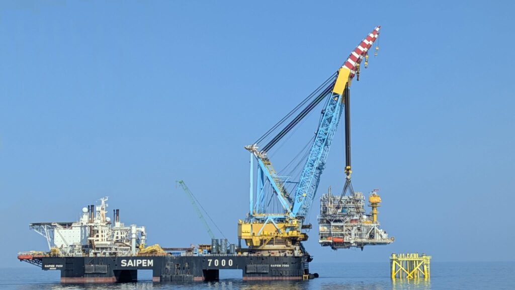 Instalarea platformei offshore de producţie pentru Neptun Deep a fost finalizată. Producția de gaze, prevăzută să &icirc;nceapă &icirc;n 2027