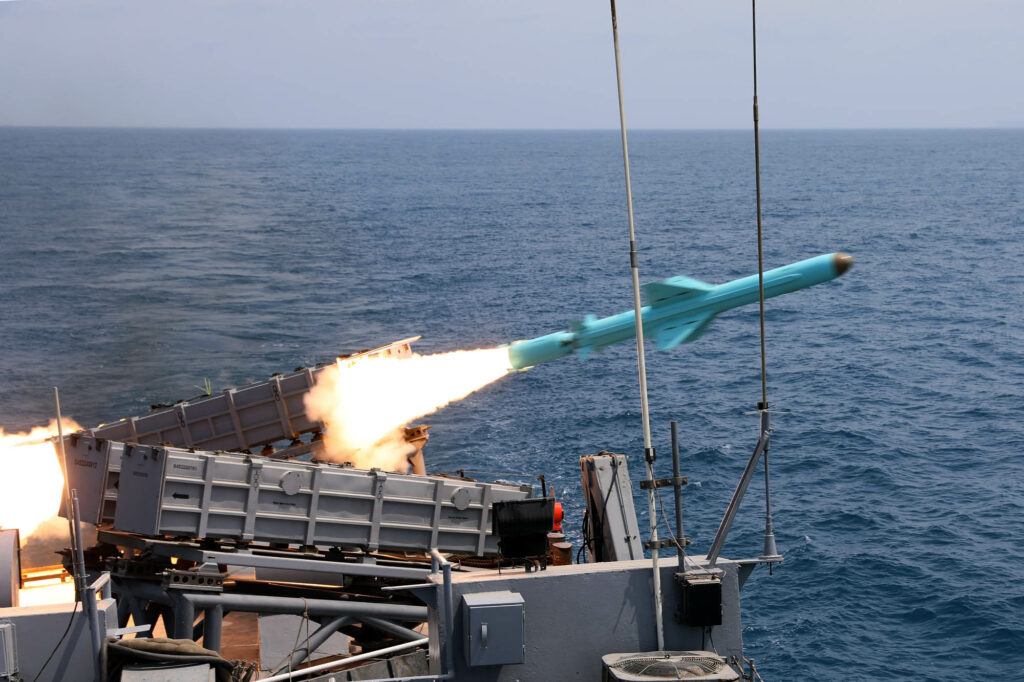 Iran se re&icirc;narmează. Teheranul ar urma să primească p&acirc;nă la 400 de sisteme portabile antiaeriene din China