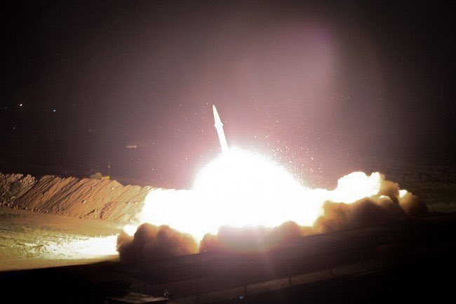 Iranul atacă bazele militare americane din Bahrain și Iordania