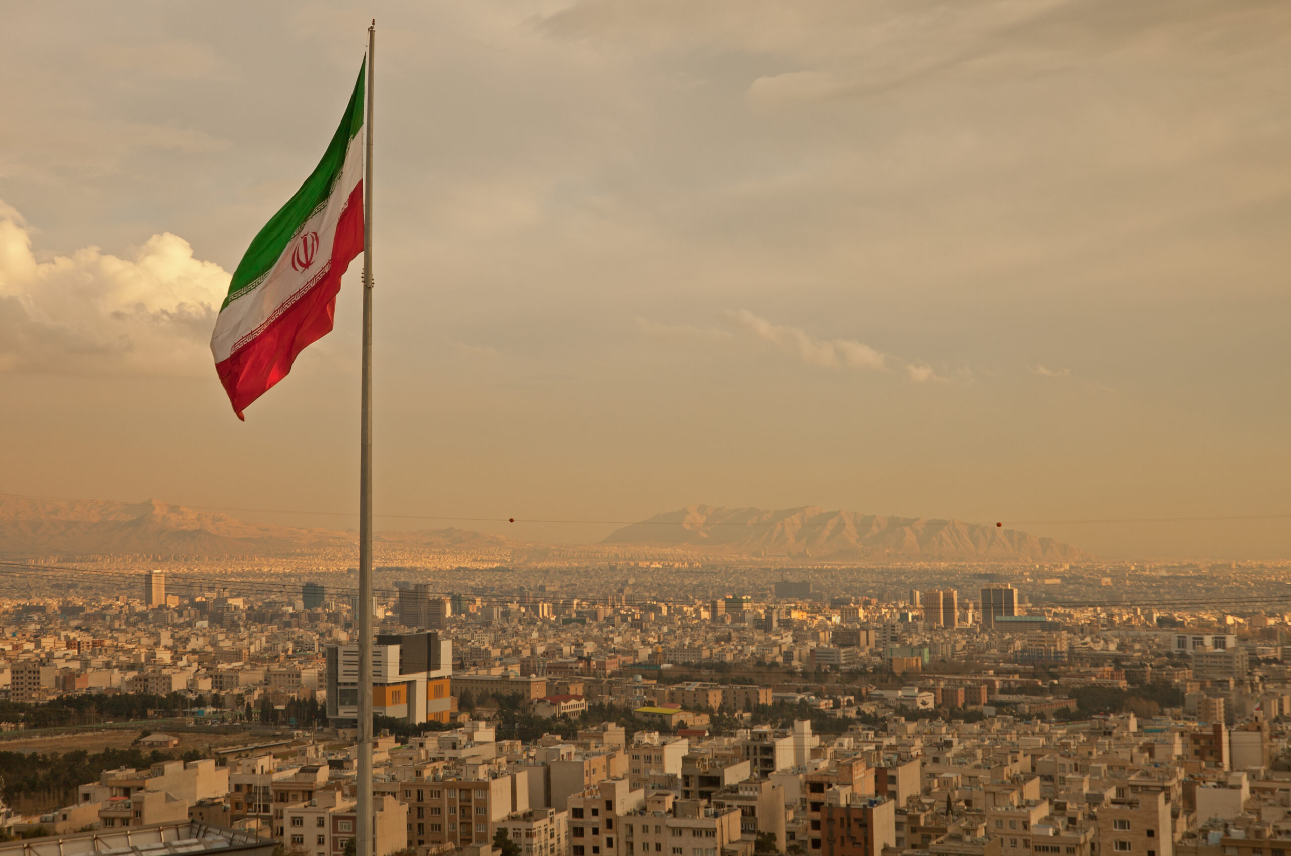 Iranul avertizează SUA: Suntem pregătiți pentru apărare totală dacă acordul va fi &icirc;ncălcat