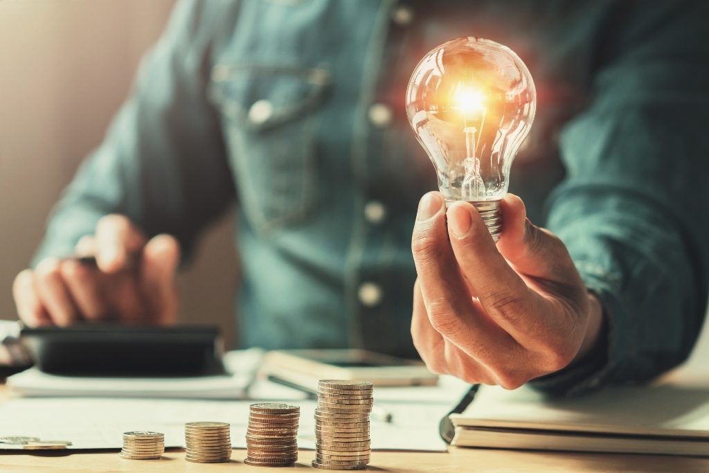 Jumătate din finanțarea atrasă prin emisiune de obligațiuni &bdquo;verzi&rdquo; de 500 milioane euro este folosită de Electrica pentru parcul eolian de la Crucea