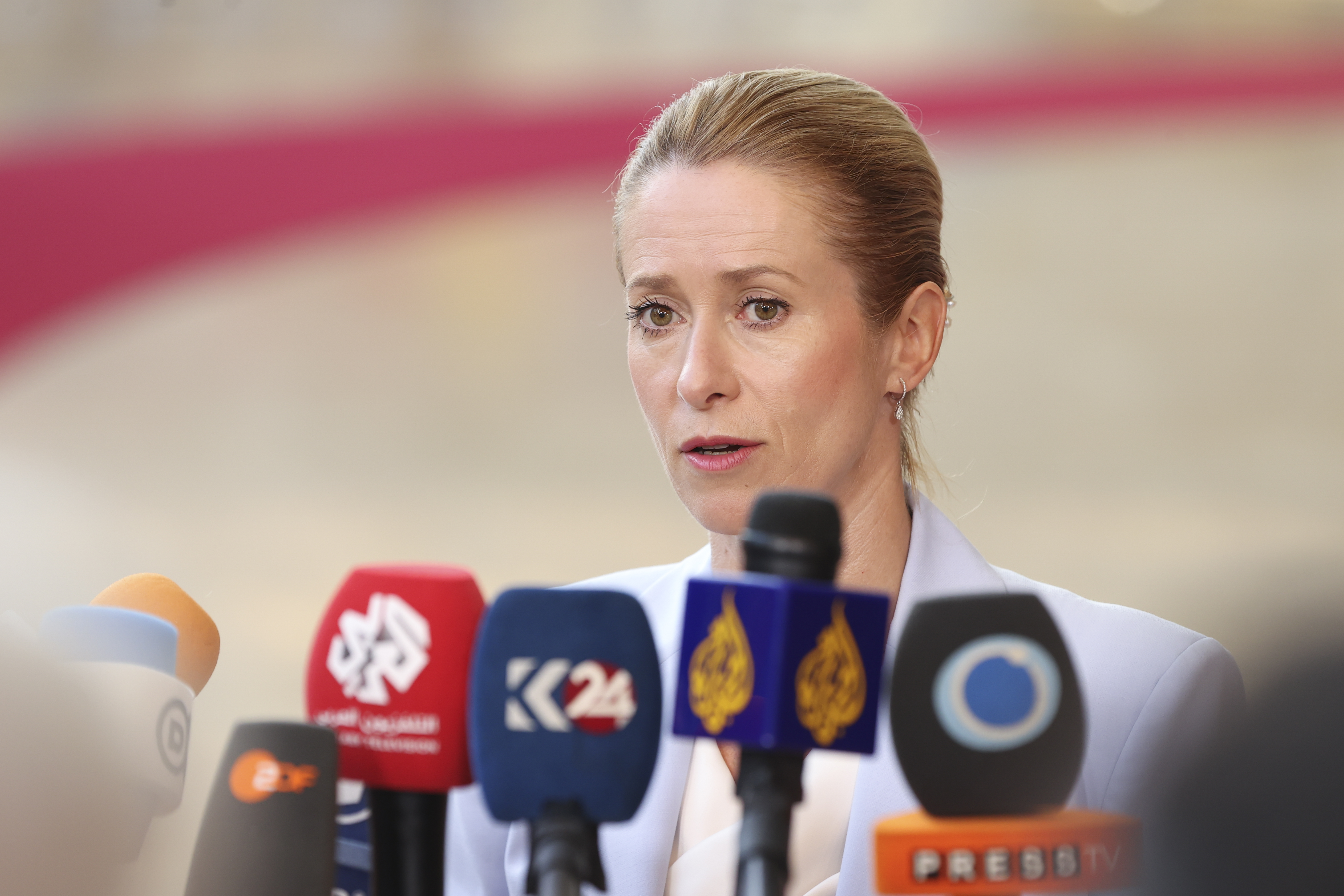 Kaja Kallas cere cea mai mare listă de sancțiuni UE de p&acirc;nă acum după noile atacuri ruse asupra civililor