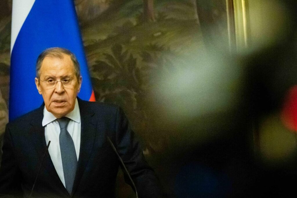 Lavrov &icirc;i cere lui Rubio ca SUA să oprească livrările &bdquo;inadmisibile&rdquo; de arme către Ucraina
