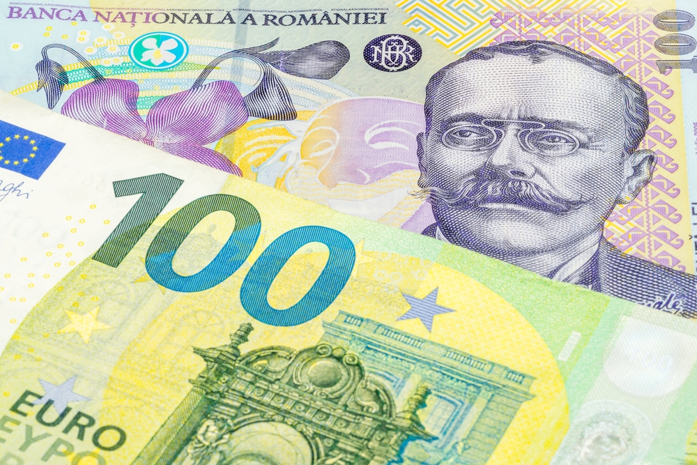 Leul s-a apreciat &icirc;n raport cu euro şi dolarul american