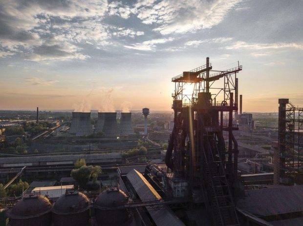 Liberty Galați repornește o parte din producție. Primele contracte de &icirc;nchiriere au fost semnate cu Glencore și KMC