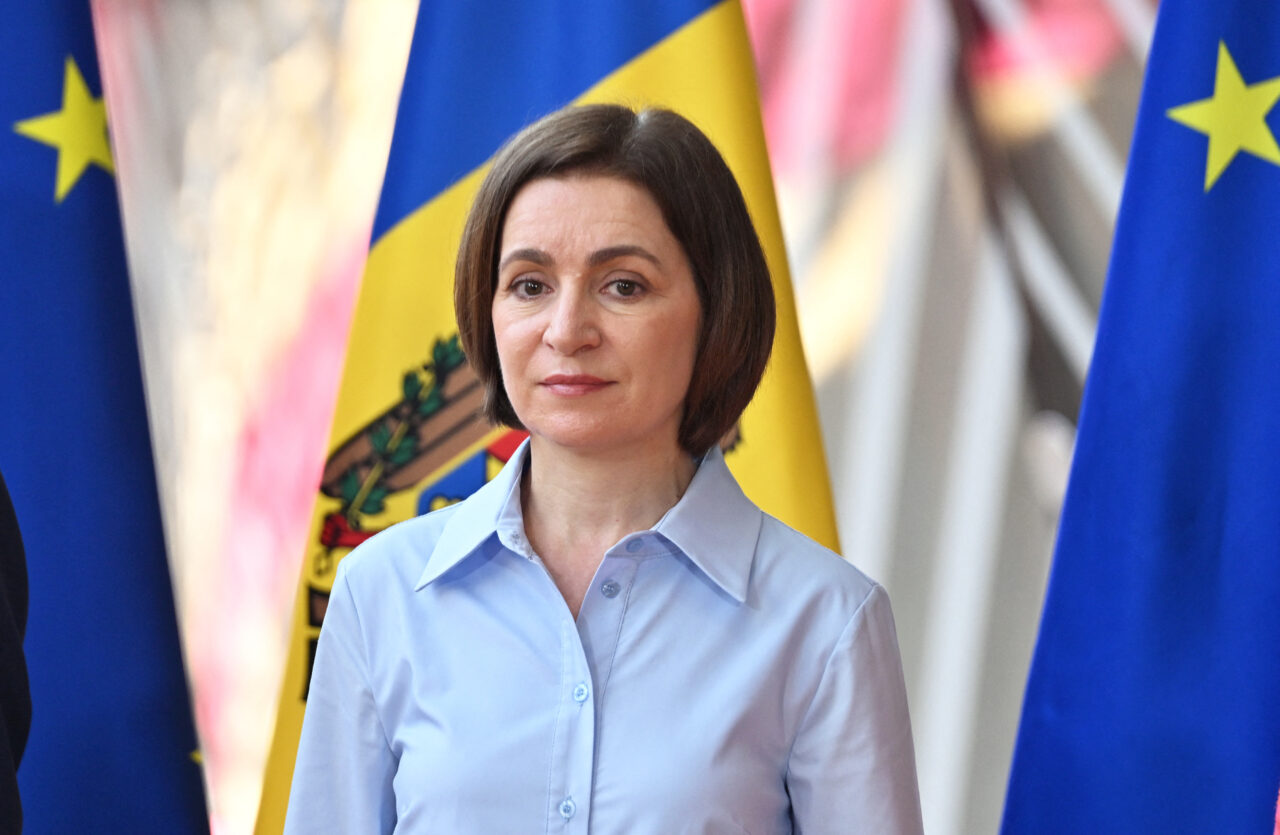 Maia Sandu, reacție după ce a fost dobor&acirc;tă a treia dronă &icirc;n spațiul aerian rom&acirc;nesc: &bdquo;Securitatea Rom&acirc;niei este securitatea Republicii Moldova&rdquo;