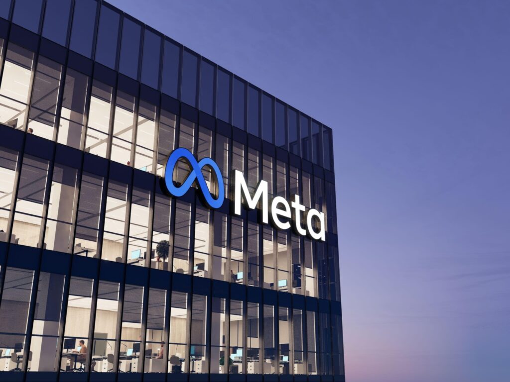 Meta, acuzată că a folosit inteligența artificială pentru a selecta angajați la concedieri
