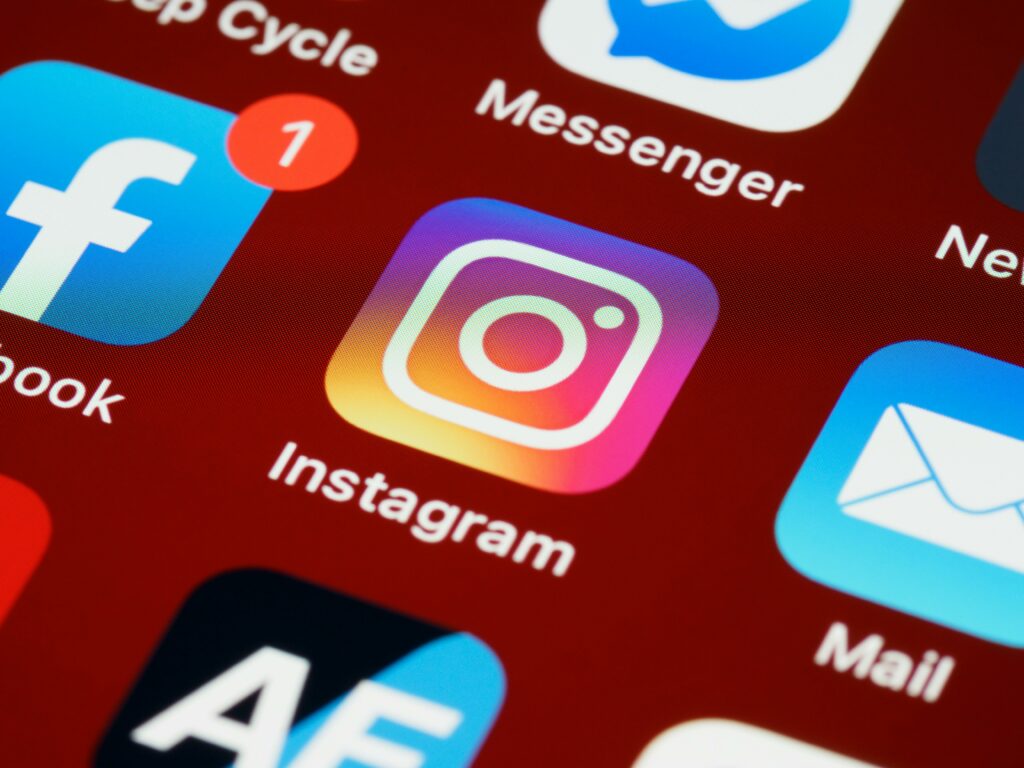 Meta elimină funcția AI care permitea modificarea fotografiilor publice de pe Instagram după valul de critici