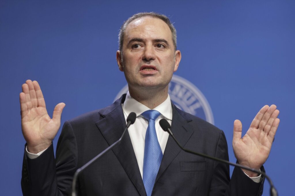 Ministrul Finanțelor avertizează că există un risc real de criză de aprovizionare cu carburanți: &bdquo;Nu mai vorbim doar despre prețuri ridicate&rdquo;